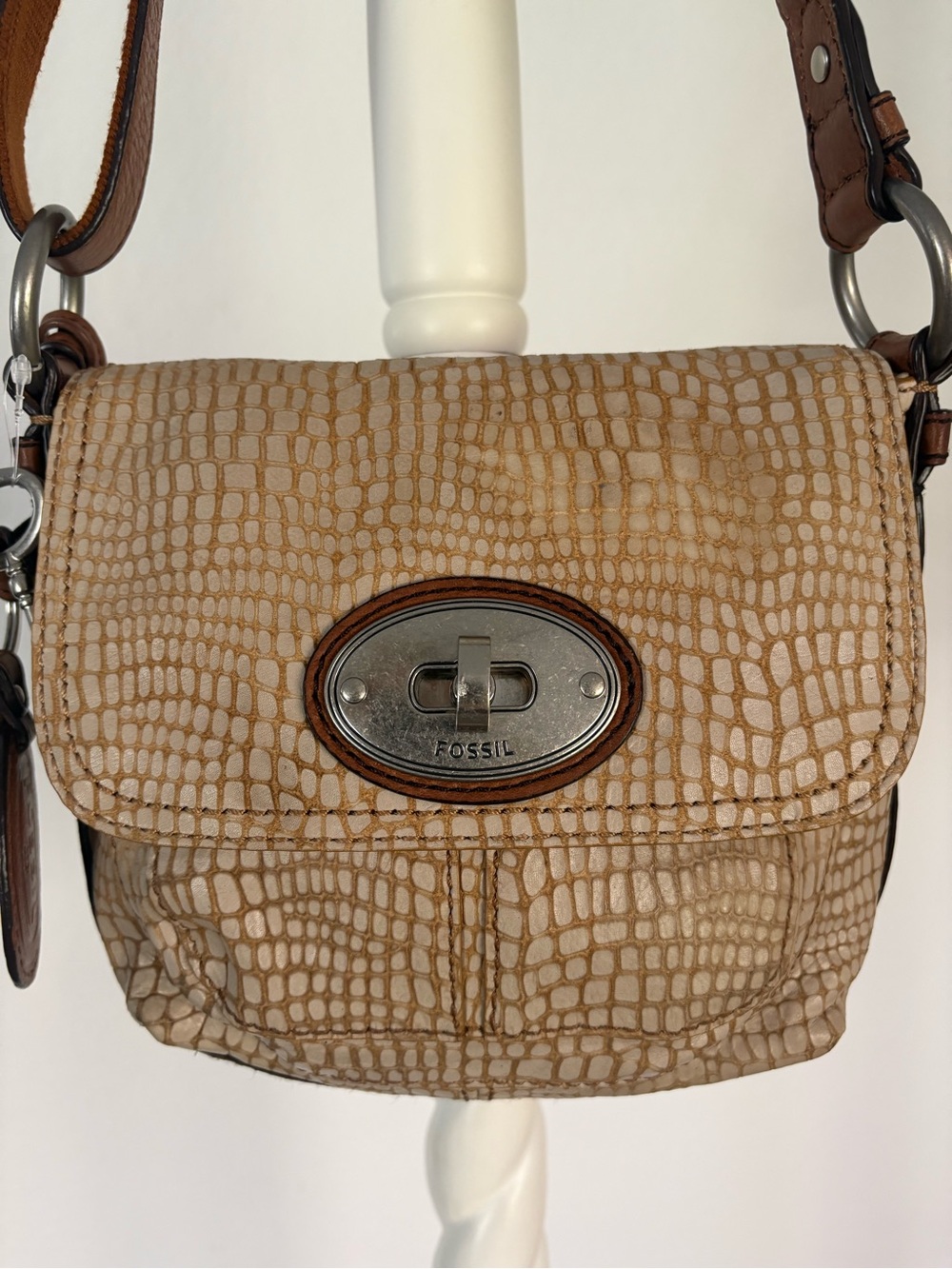 Fossil Beige Croc-Embossed Crossbody Bag